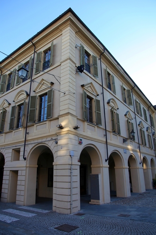 Palazzo_Vagnone_2